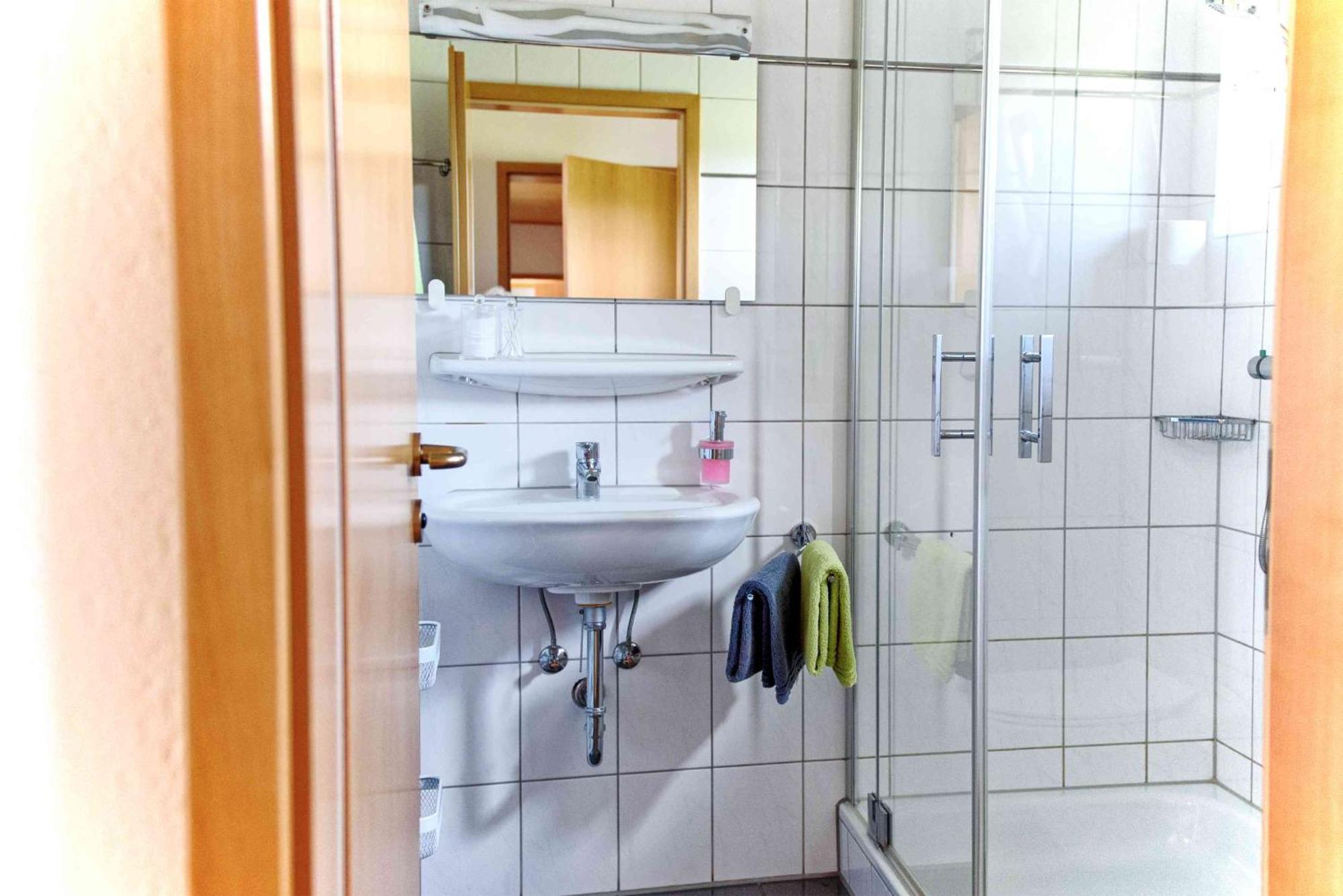 Gaestehaus Am Fuerstweg Heuchelheim-Klingen Экстерьер фото